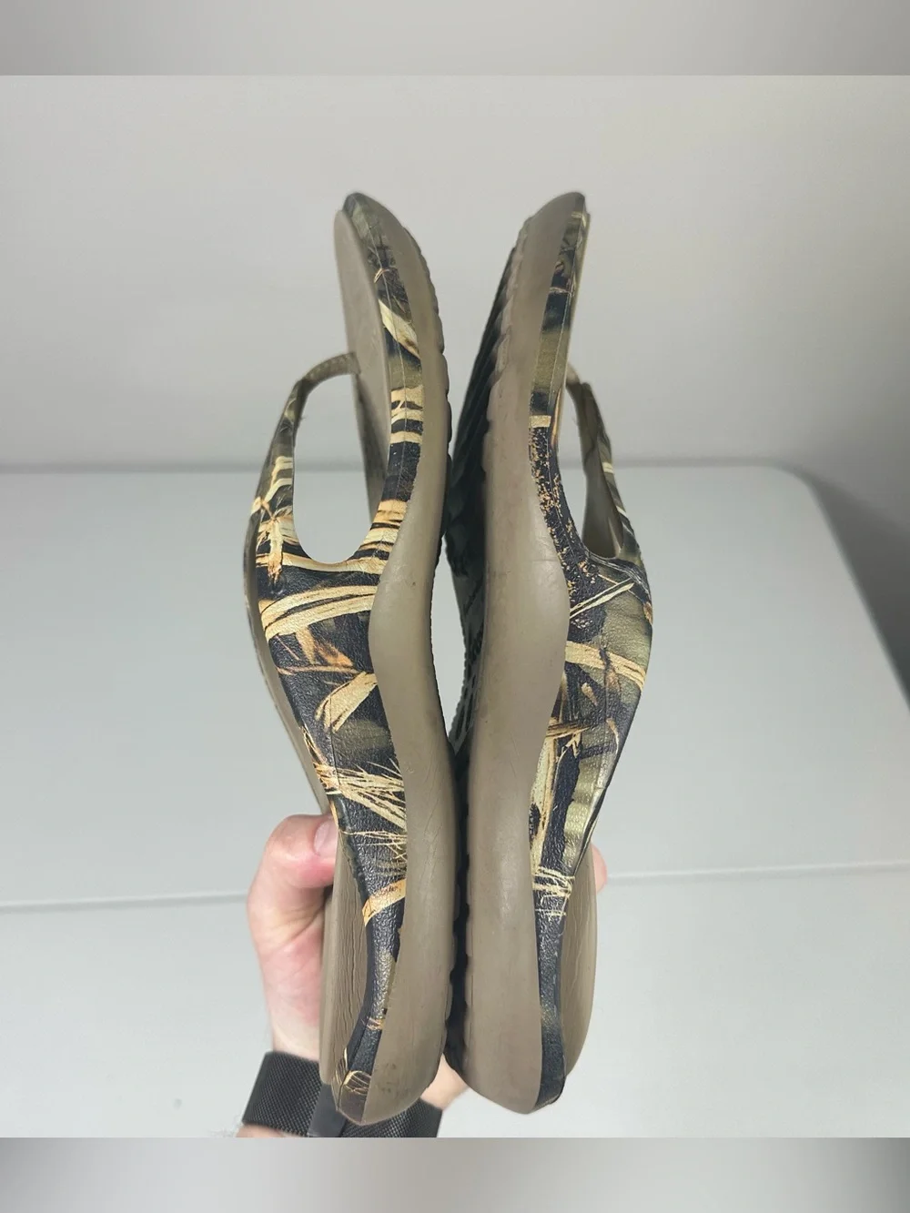 CROCS Baja Realtree Camo Flip Flop Sandals